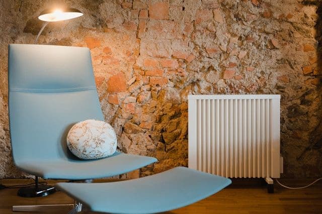 Background image for Dimplex Quantum vs XLE Storage Heaters - Which is best?