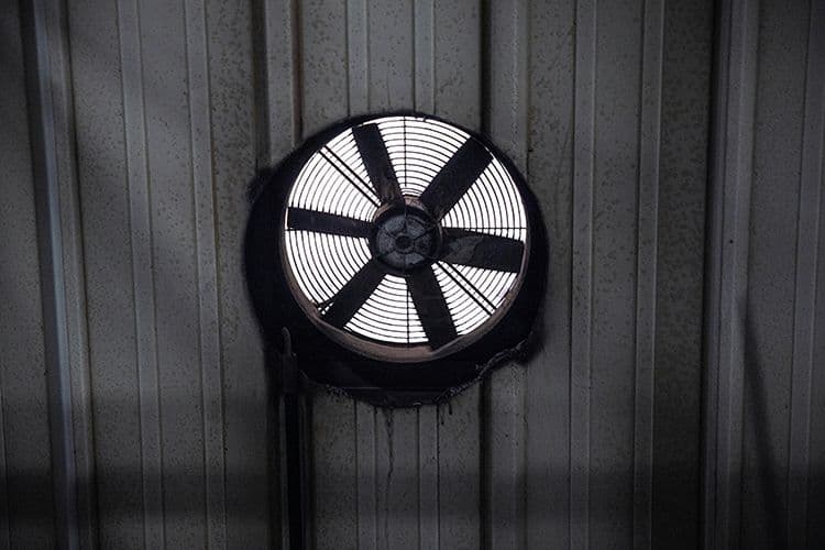 Background image for Heat Recovery vs Standard Extractor Fans: Which is Best for Your Home?