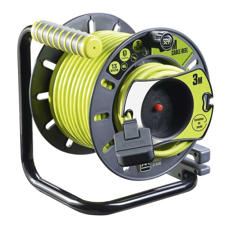 Masterplug Pro-XT IP Rated 25m + 3m Reverse Reel With Pull Out Socket