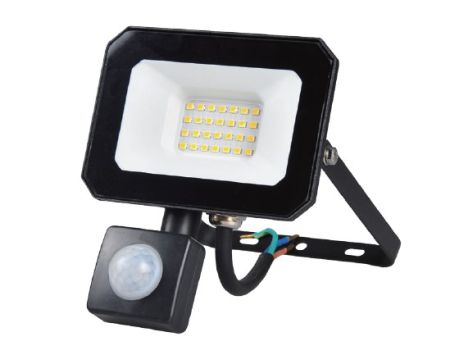 Core Lighting 30W LED 4500K Cool White IP65 PIR Floodlight Black | CP-30WLEDPIR