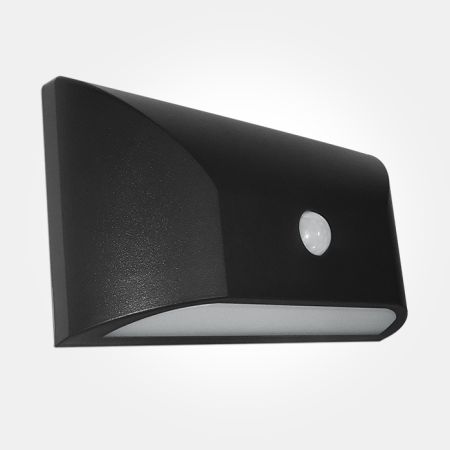 Eterna Lighting 6w LED White PIR Polycarbonate Wall Light | VECOWLPIRW