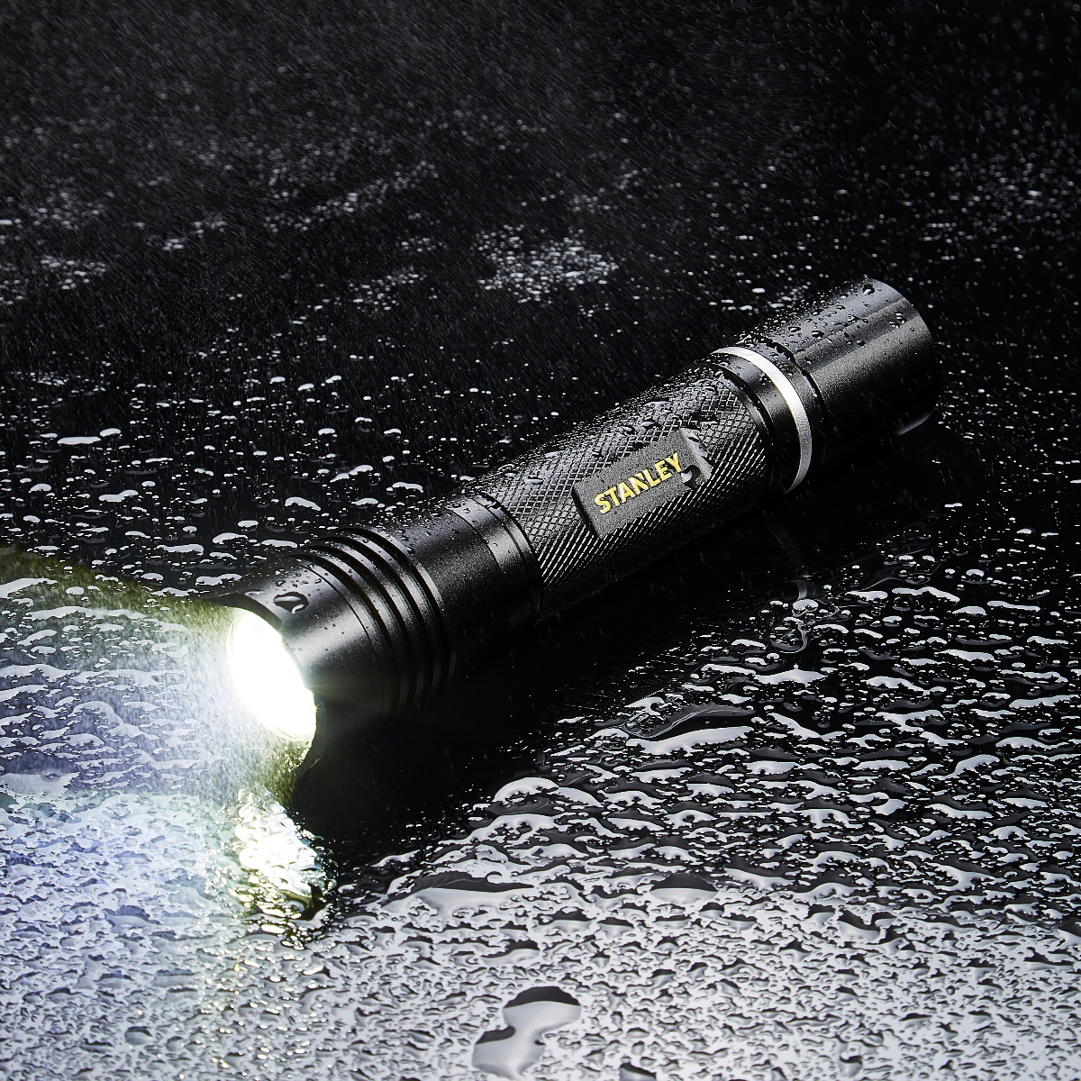 Led torch deals light rechargeable battery